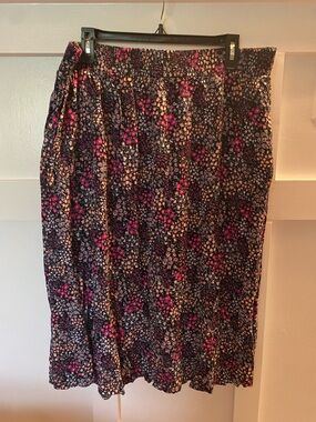Women’s Black Floral Elastic-Waist Midi Skirt